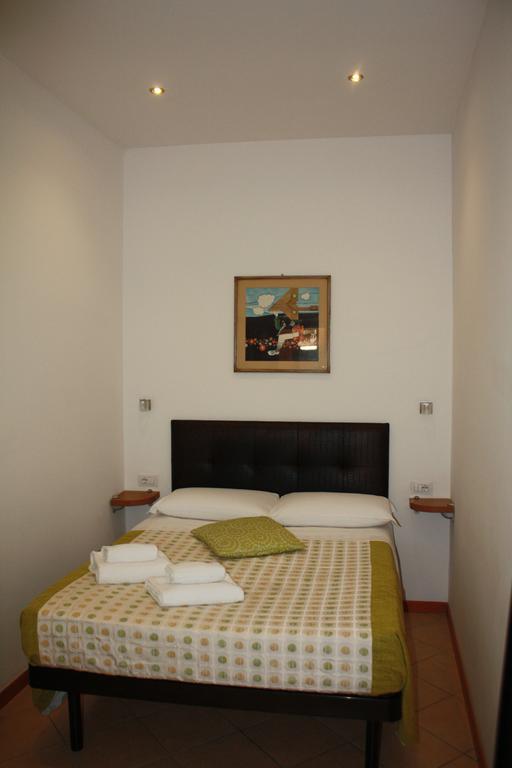 Adelaide House Hotel Флоренция Стая снимка