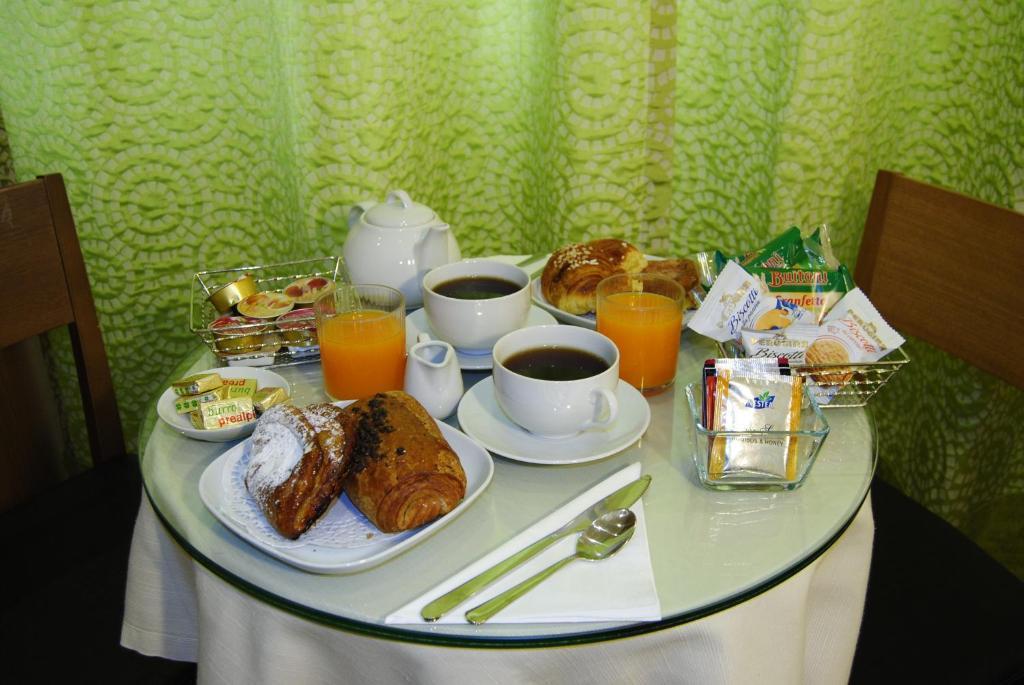 Adelaide House Hotel Флоренция Стая снимка
