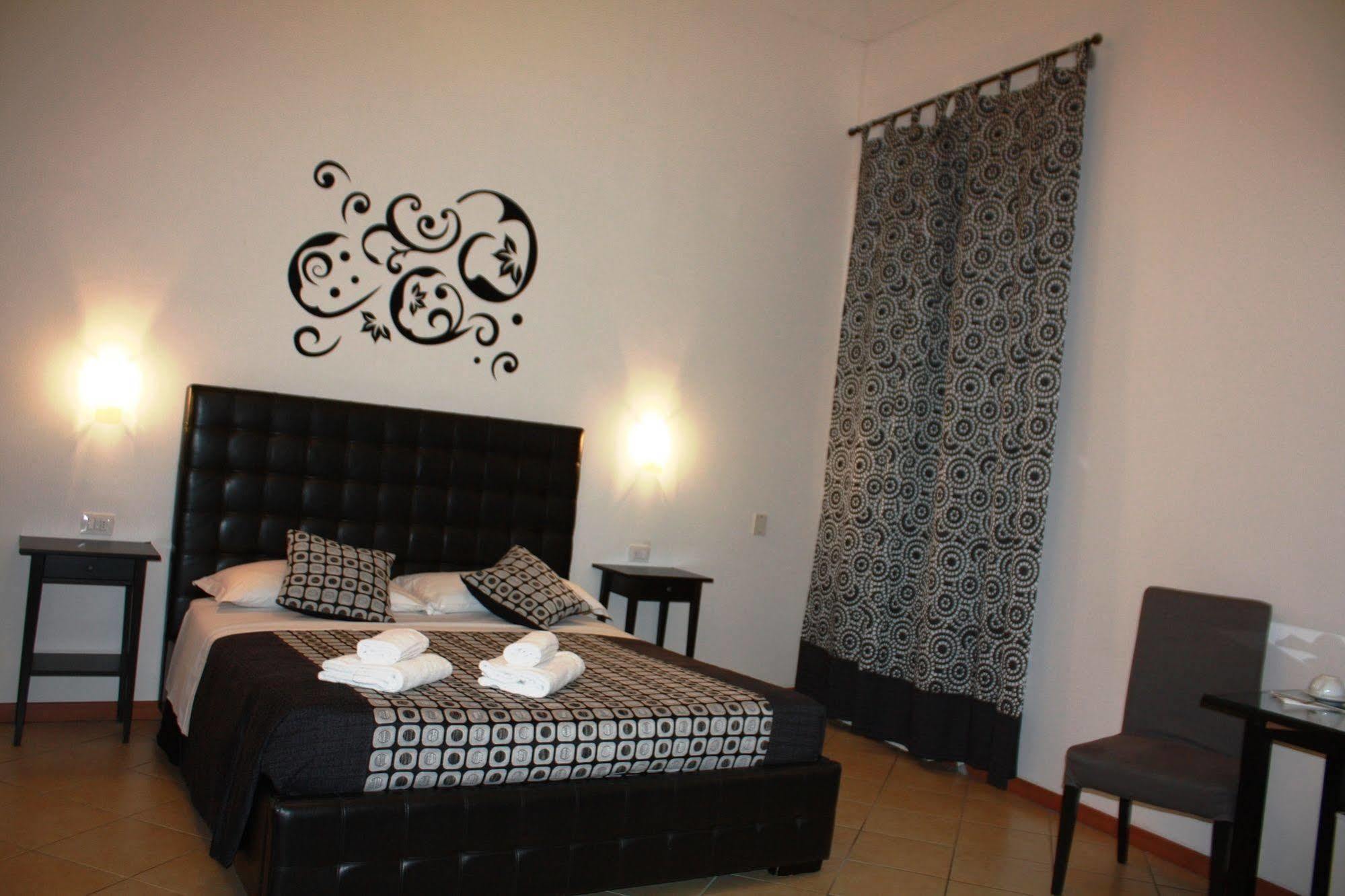 Adelaide House Hotel Флоренция Екстериор снимка